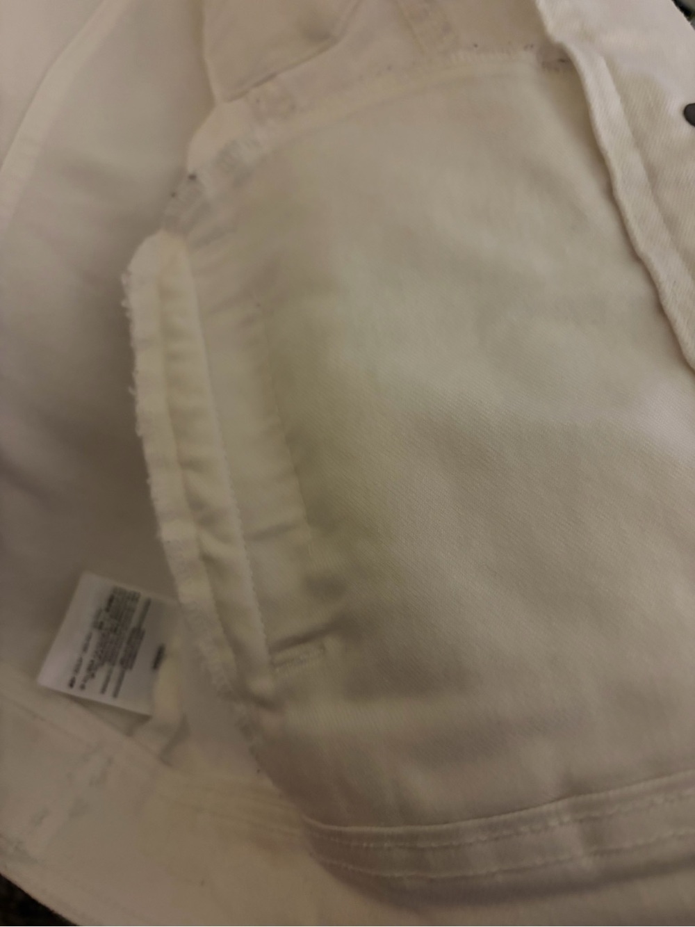 Old Navy Ladies White Denim Jacket - Button Front Size Med pockets EUC - Picture 15 of 15